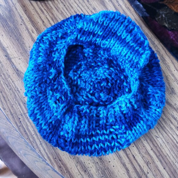 KNIT WINTER HAT - Picture 10 of 16